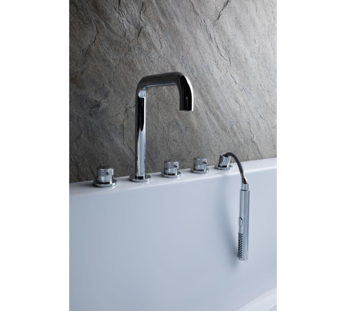 Смеситель на борт ванны Allen Brau Priority 5.31007-00 (с внутренней частью) хром