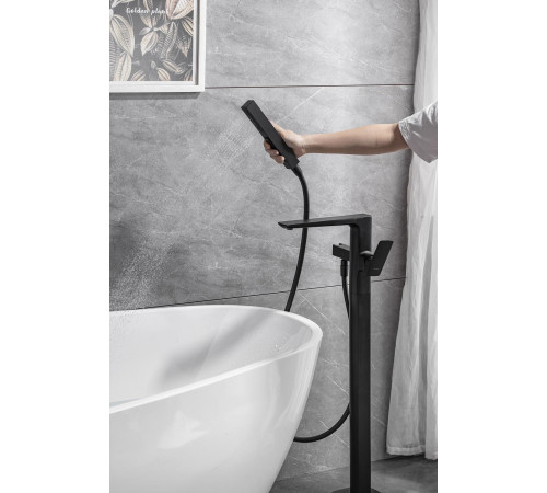 Смеситель для ванны Allen Brau Infinity 5.21009-31 (с внутренней частью) черный матовый